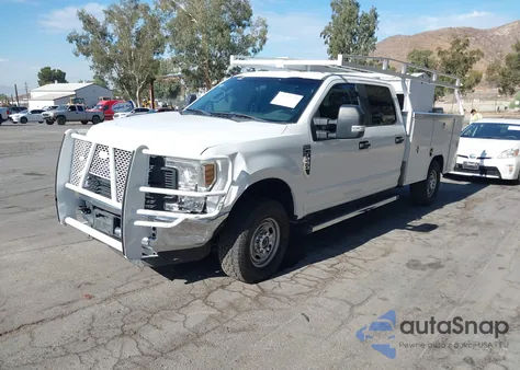 2018 Ford F250 Super Duty z USA, uszkodzony, nr VIN 1FT7W2B62JEB42381